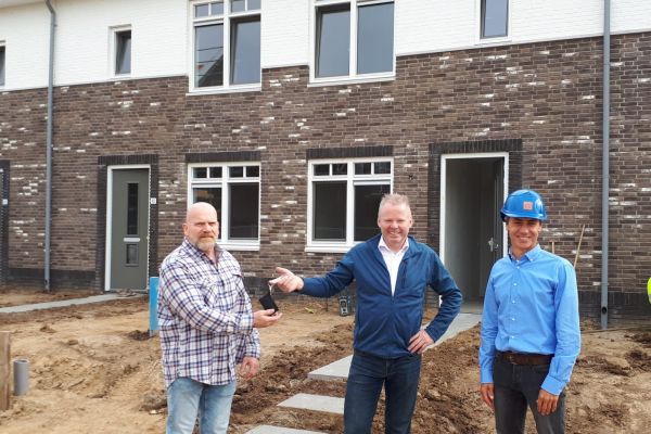 Eerste huurwoningen ‘Vleumingen-West’ opgeleverd