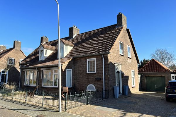 Te Koop: Essenpasstraat 6 (€ 315.000 k.k.)